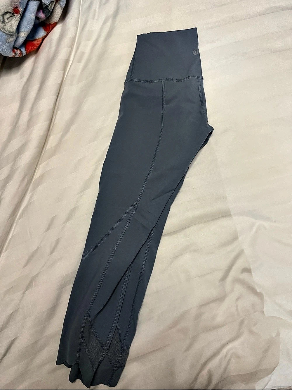 Lululemon Align Scalloped Hem High-Rise Crop 23" Gray Leggings